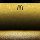Imagen para el artículo titulado McDonald’s sorteará una tarjeta dorada para comer gratis de por vida como la que tiene Bill Gates